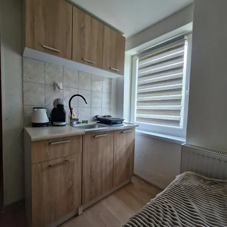 - Terrace, Parking, Comfy Bed 펜션