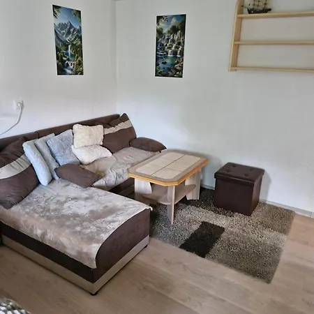 펜션 - Terrace, Parking, Comfy Bed Batizovce